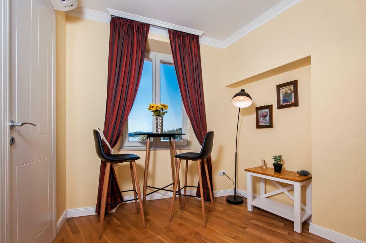 Adriatic Royal Sea View Apartment Rovinj Exteriör bild