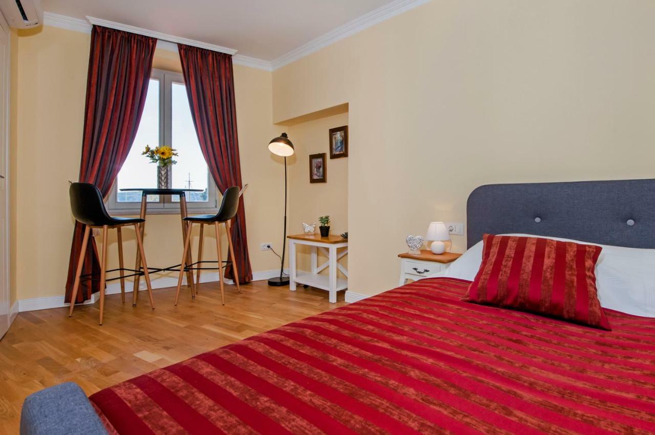 Adriatic Royal Sea View Apartment Rovinj Exteriör bild