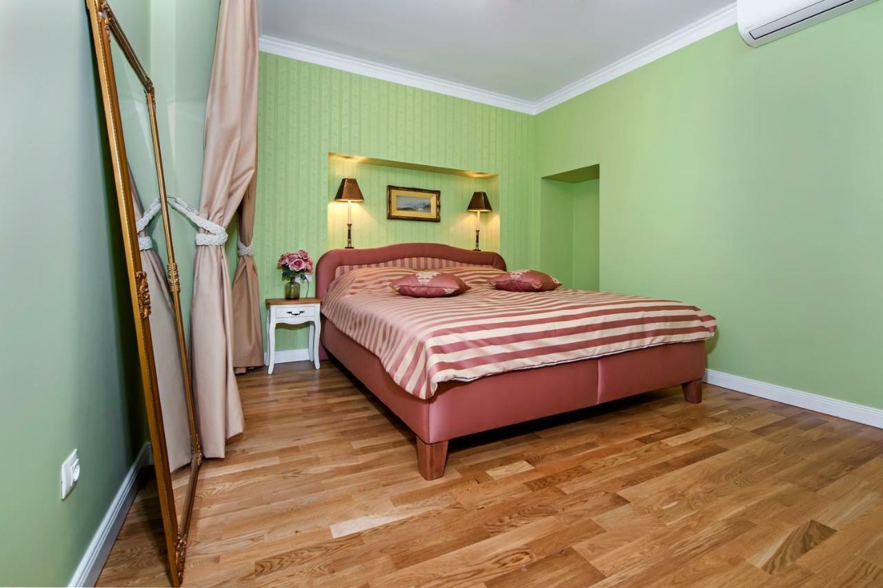 Adriatic Royal Sea View Apartment Rovinj Exteriör bild